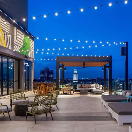 Hilton Garden Inn Austin University Capitol District Екстериор снимка