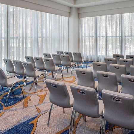Hilton Garden Inn Austin University Capitol District Екстериор снимка
