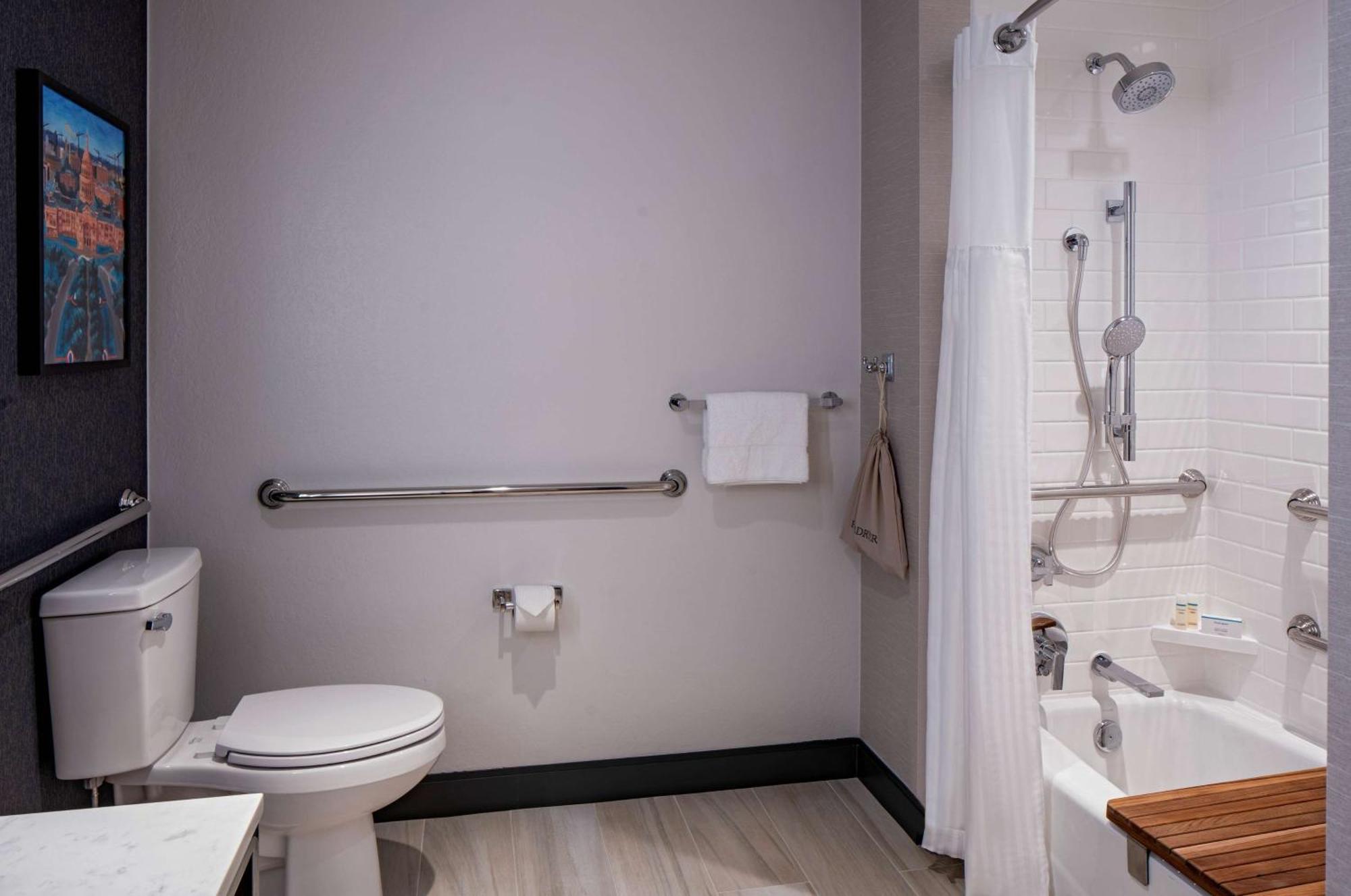 Hilton Garden Inn Austin University Capitol District Екстериор снимка