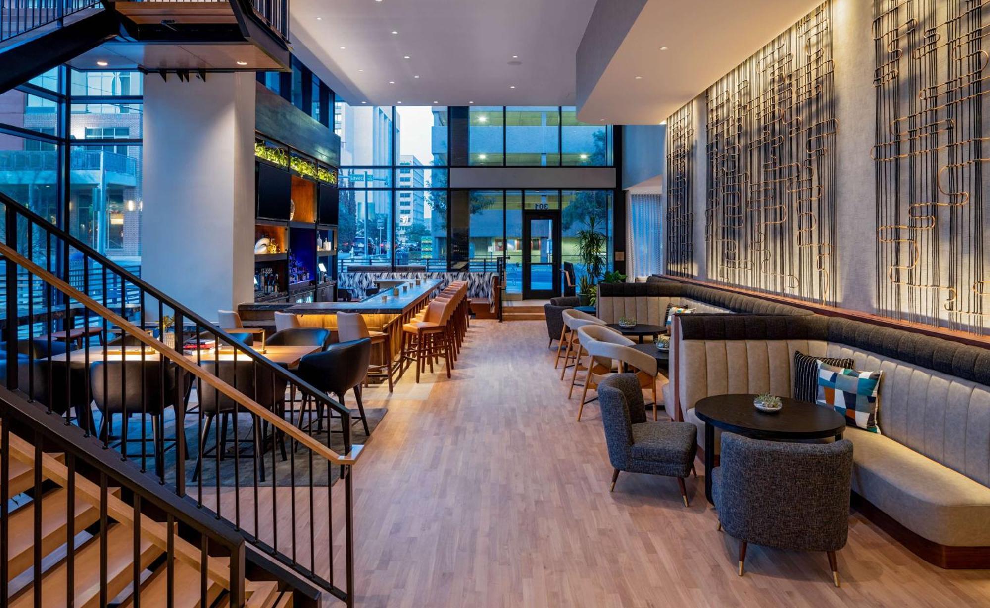 Hilton Garden Inn Austin University Capitol District Екстериор снимка