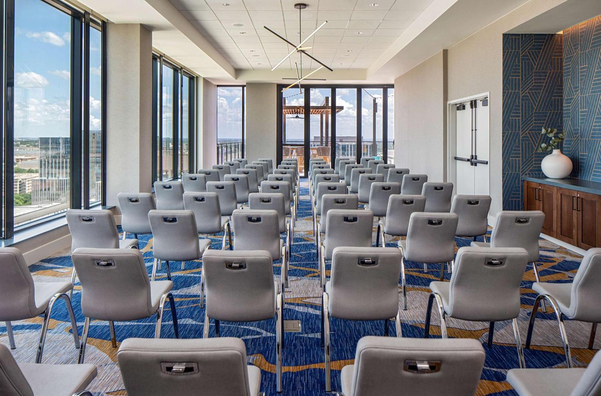Hilton Garden Inn Austin University Capitol District Екстериор снимка