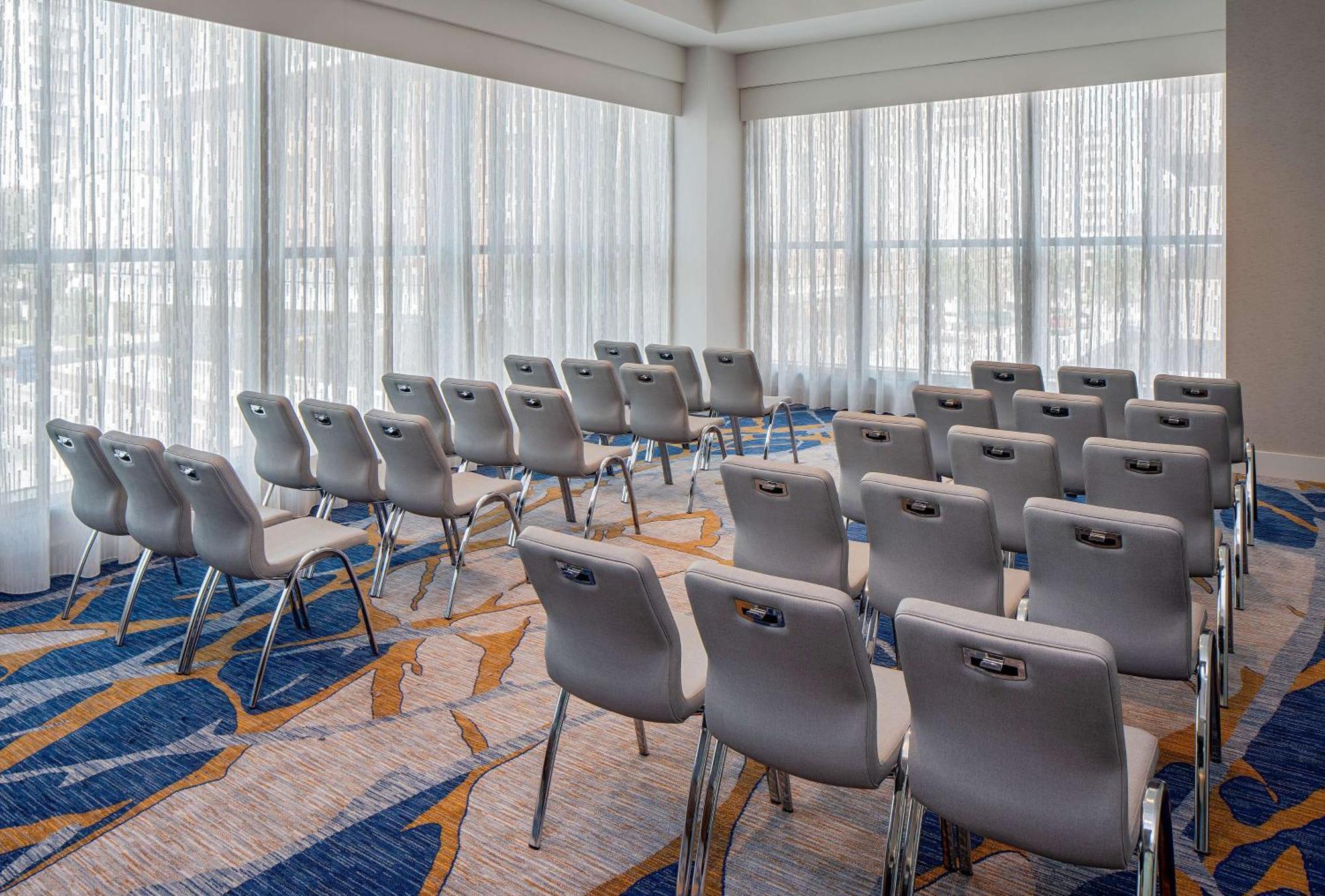 Hilton Garden Inn Austin University Capitol District Екстериор снимка